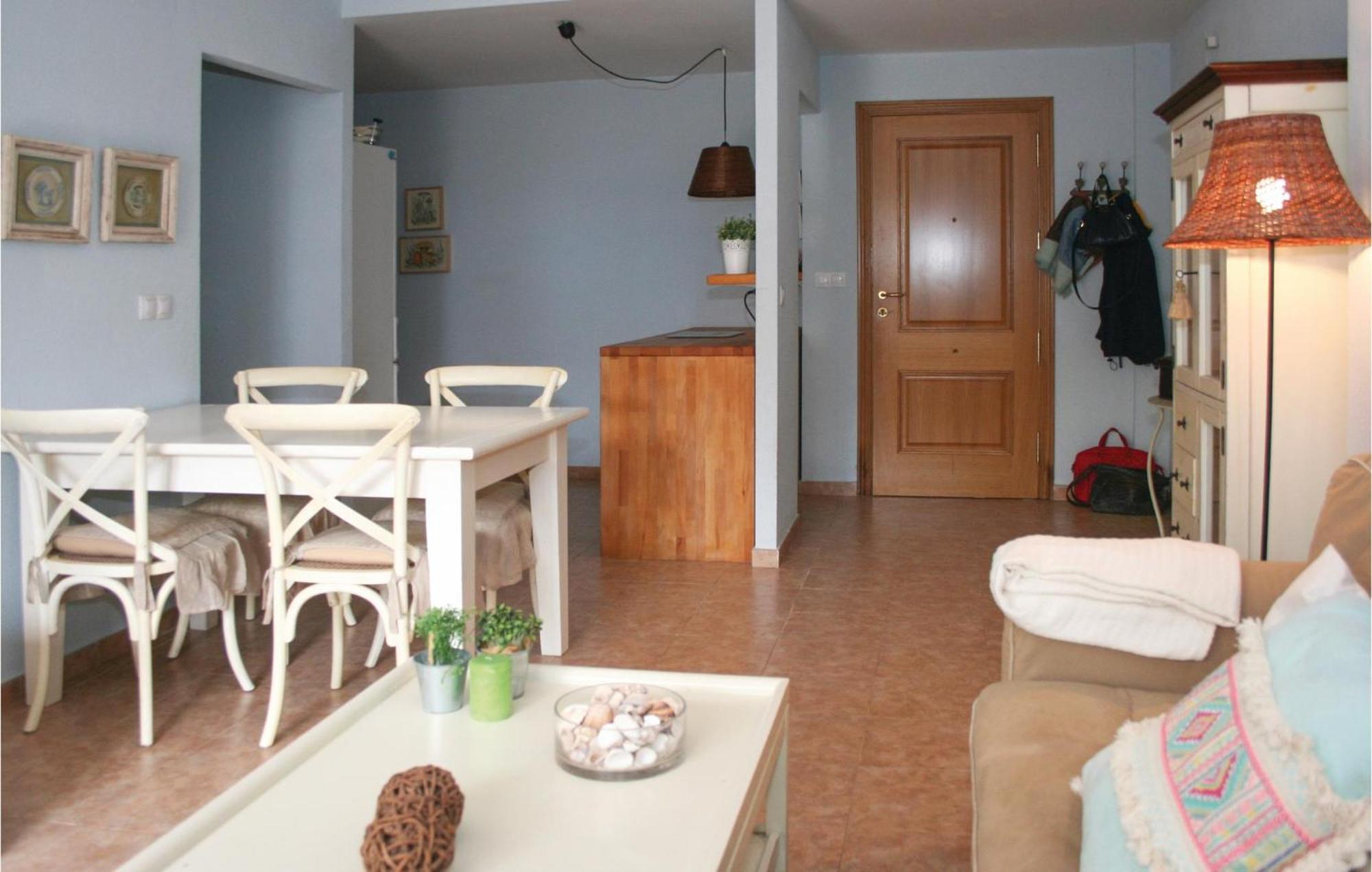 Beautiful Apartment In Alcossebre With Kitchen Ngoại thất bức ảnh